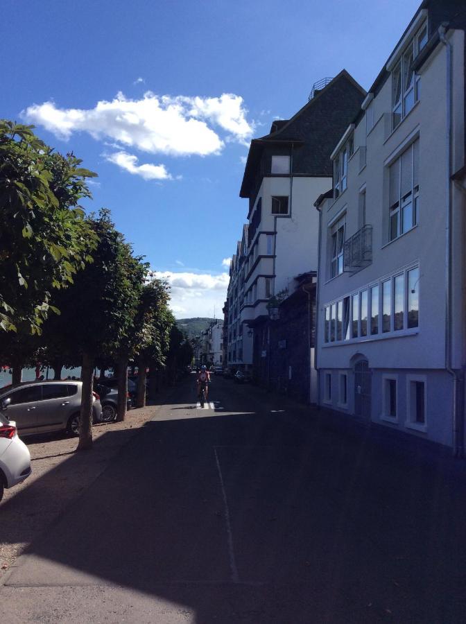 Grosse Wohnung Mit Rheinblick Boppard Luaran gambar