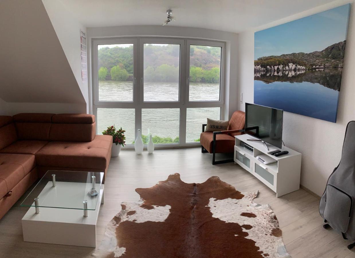Grosse Wohnung Mit Rheinblick Boppard Luaran gambar
